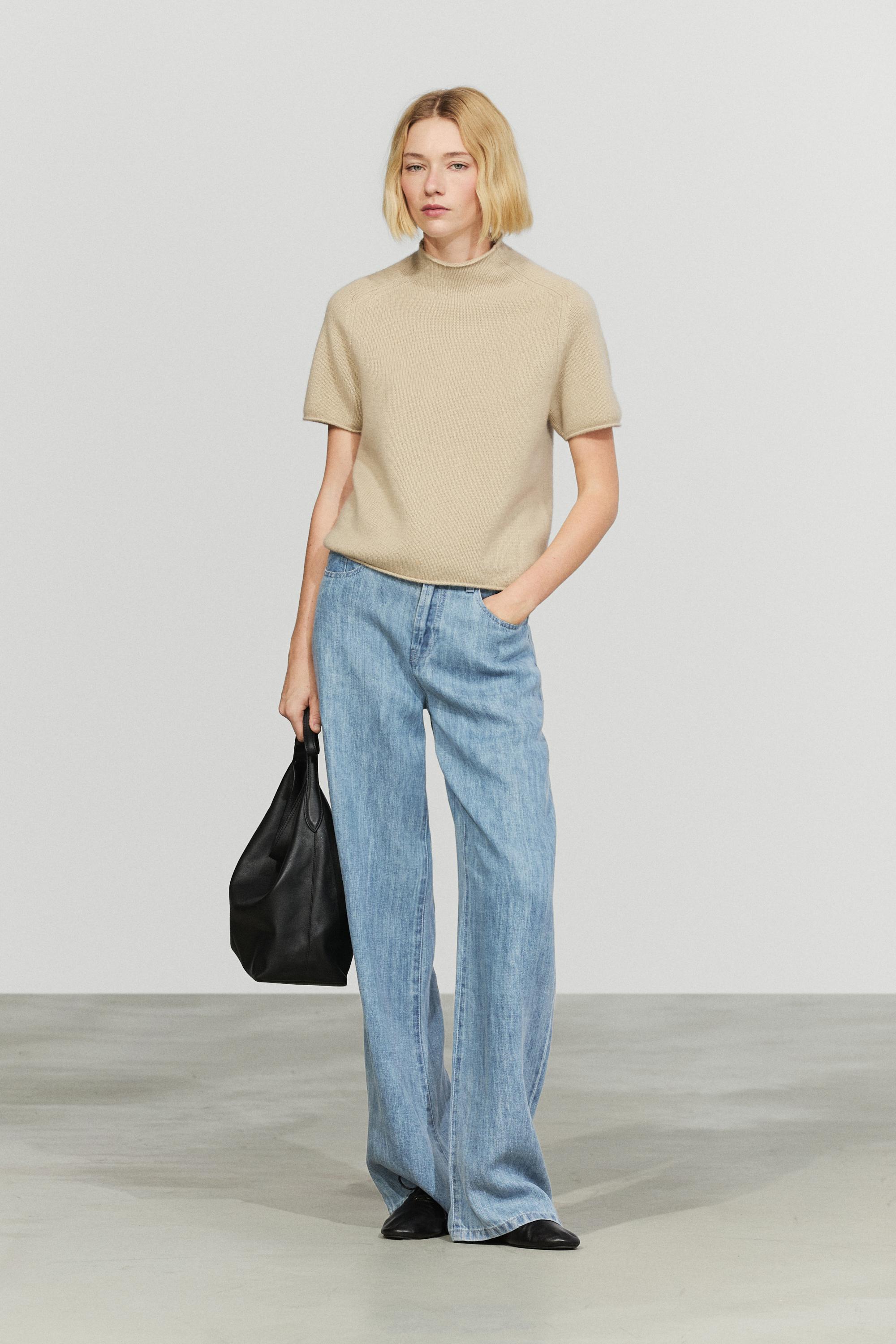 100% Cashmere Mock Turtleneck Sweater
